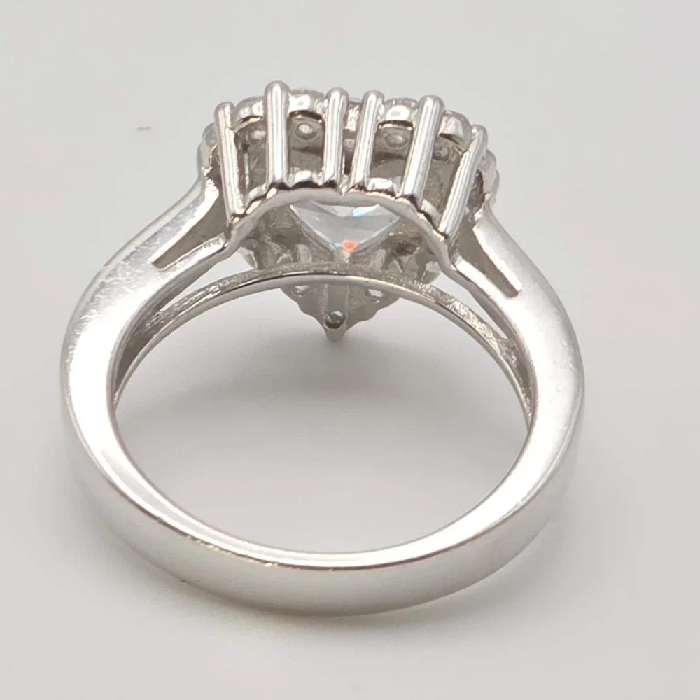 BE 925 Sterling Silver Heart Ring Halo Design Cubic Zirconia‎ Engagement Size 7